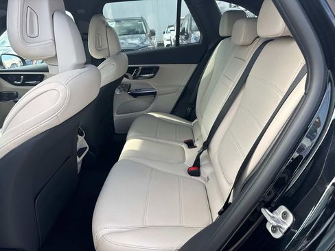 New 2026 Mercedes-Benz GLC 350e 4MATIC image 6