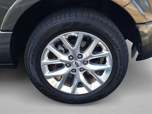Used 2016 Ford Expedition EL Limited w/ Equipment Group 301A RWD image 22