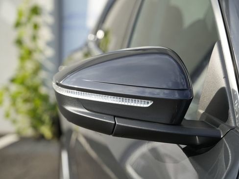Used 2025 Audi Q5 Premium Plus w/ Premium Plus AWD/4WD image 13