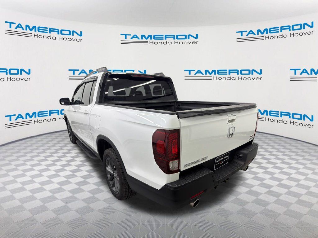 Used 2021 Honda Ridgeline Sport image 3