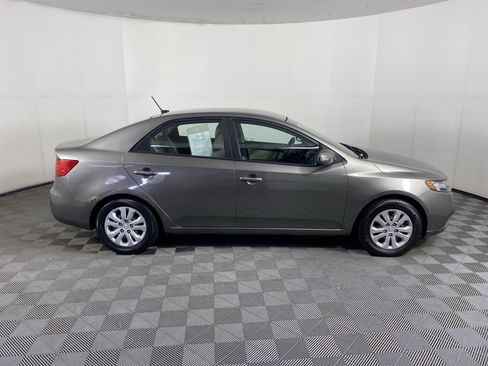 Used 2015 Kia Forte EX FWD image 2