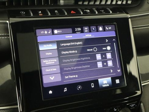 Used 2023 Jeep Grand Cherokee Altitude AWD/4WD image 32