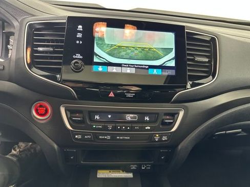 Used 2023 Honda Passport TrailSport image 22