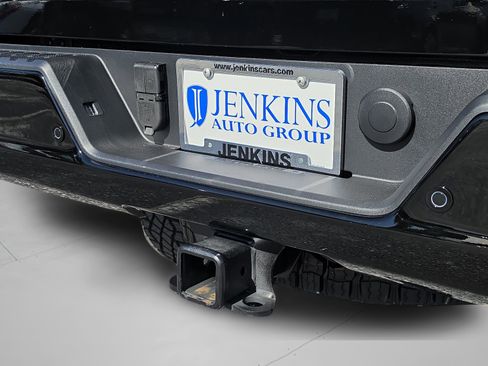 Used 2026 Chevrolet Silverado 2500 ZR2 AWD/4WD image 17