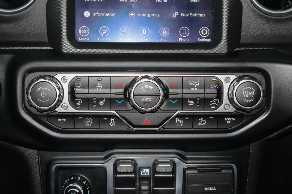 Used 2023 Jeep Gladiator Rubicon AWD/4WD image 27
