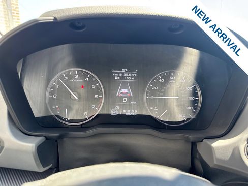 Used 2024 Subaru Crosstrek 2.5i Limited w/ Crosstrek Mirror Package AWD/4WD image 23