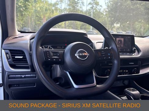 Used 2023 Nissan Rogue SV AWD/4WD image 6