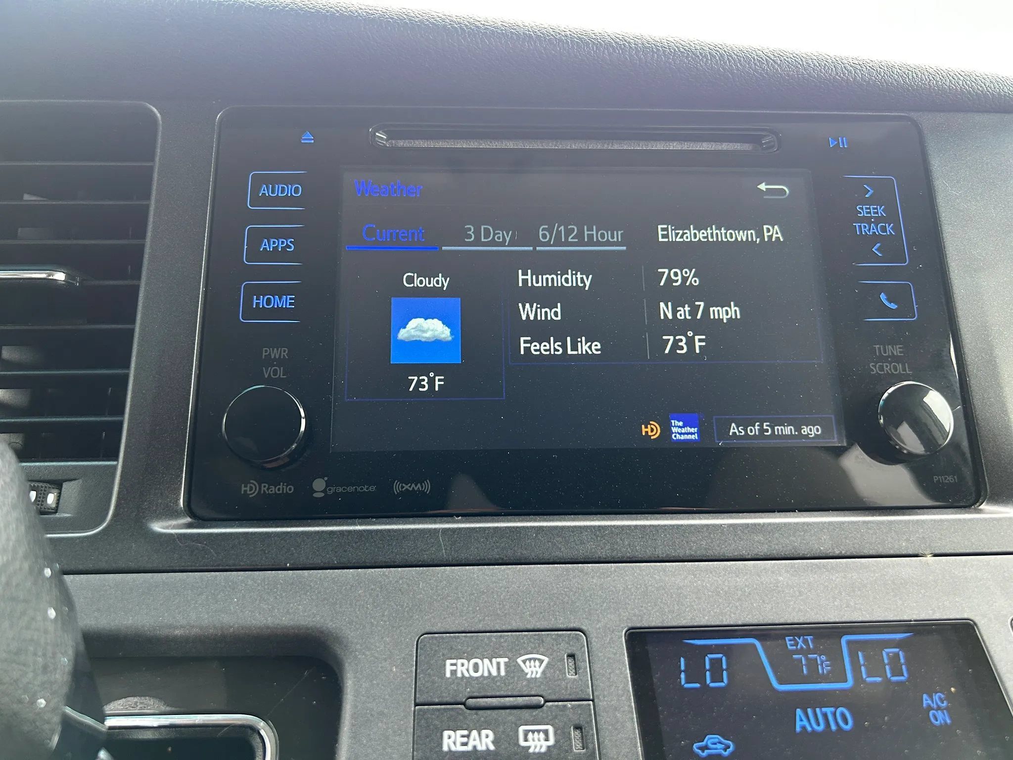 Used 2017 Toyota Sienna LE FWD image 21