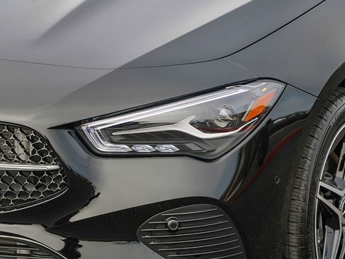 New 2026 Mercedes-Benz CLA 250 4MATIC image 8