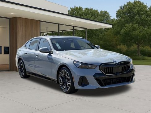 New 2026 BMW 530i w/ M Sport Package image 5