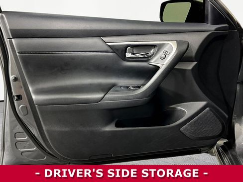 Used 2017 Nissan Altima 2.5 SR w/ Midnight Edition Package FWD image 20