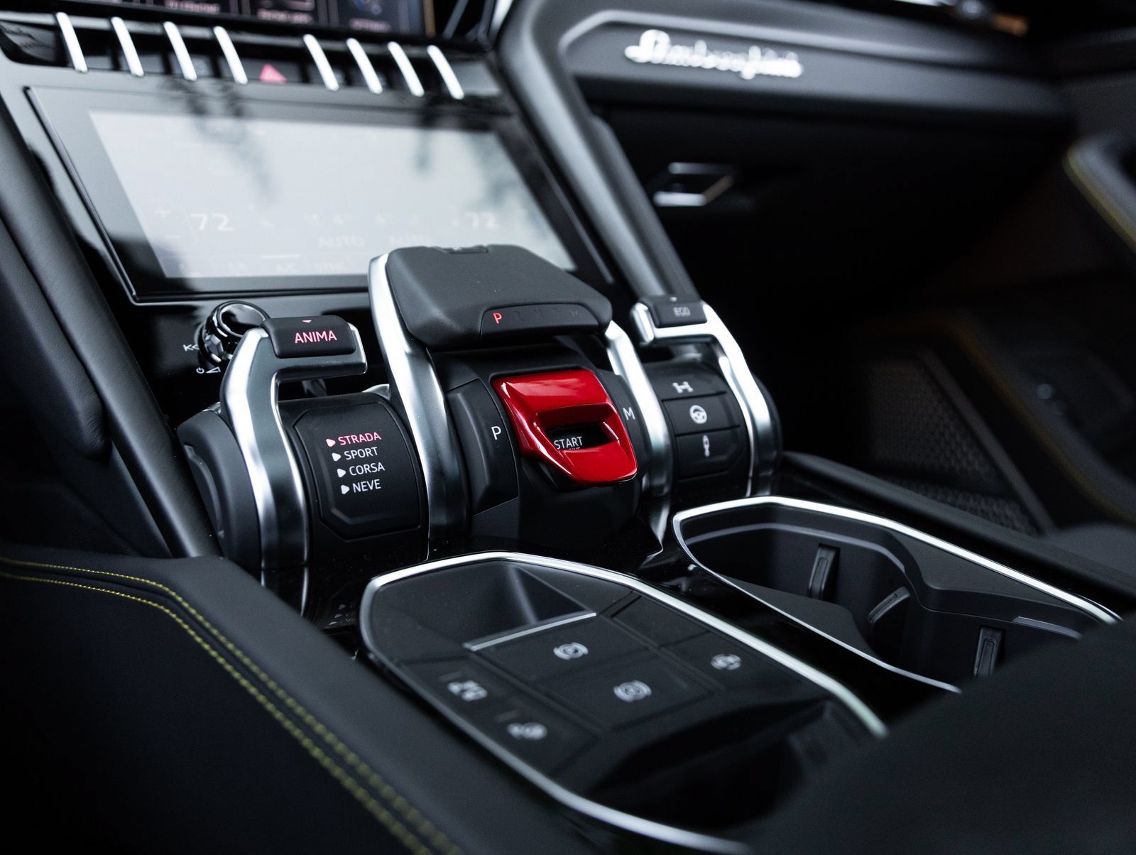 Used 2024 Lamborghini Urus S AWD/4WD image 26