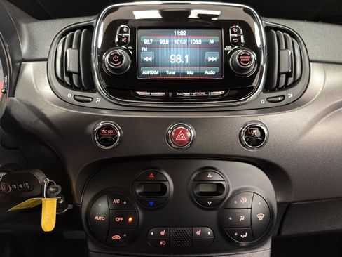 Used 2018 FIAT 500 e w/ Esport Package FWD image 20