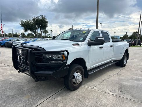 Used 2024 RAM 3500 Tradesman AWD/4WD image 20