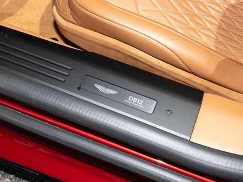Used 2025 Aston Martin DB12 Convertible RWD image 25