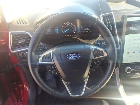 Used 2024 Ford Edge SEL w/ Convenience Package image 18