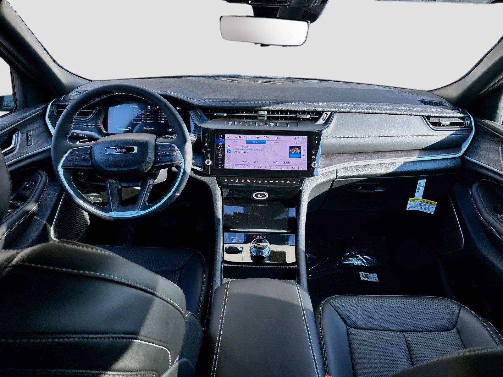 New 2027 Jeep Grand Cherokee Limited AWD/4WD image 18