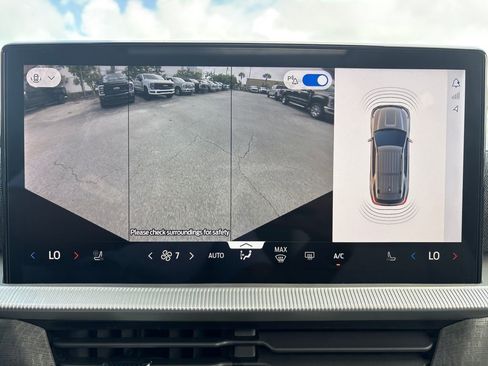 New 2025 Ford Explorer Platinum w/ Ultimate Package image 23