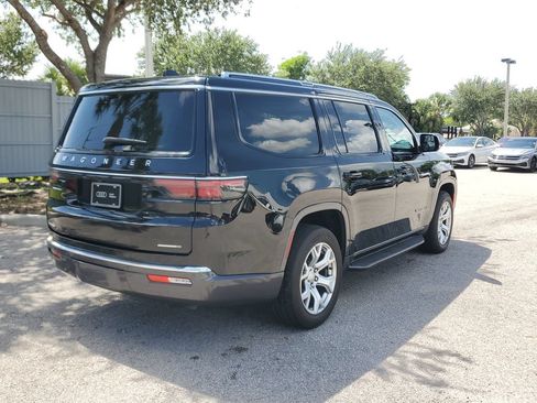 Used 2022 Jeep Wagoneer Series II AWD/4WD image 5