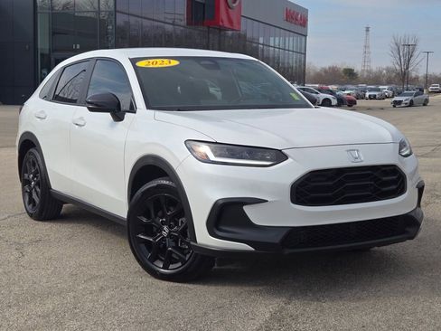 Used 2023 Honda HR-V Sport image 4