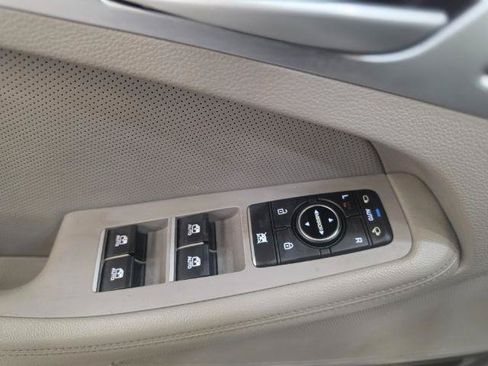Used 2016 Hyundai Genesis 3.8 RWD image 27