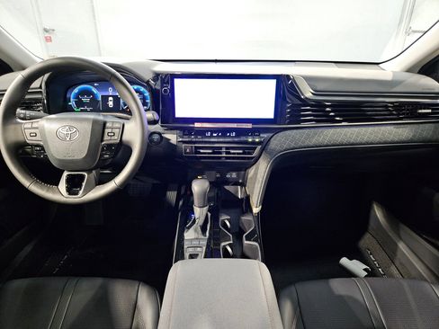 New 2026 Toyota Camry XLE FWD image 9