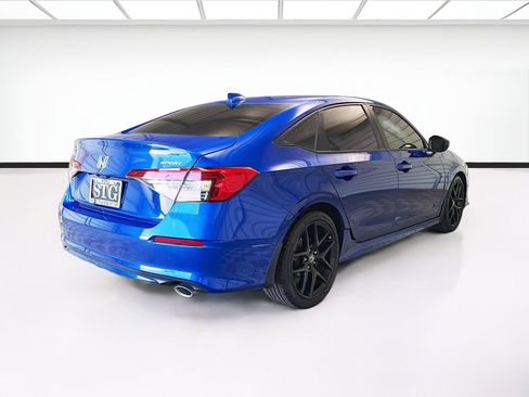 Used 2023 Honda Civic Sport image 4