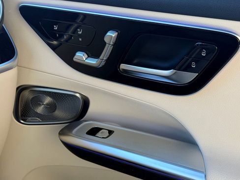 New 2026 Mercedes-Benz GLC 300 4MATIC image 25