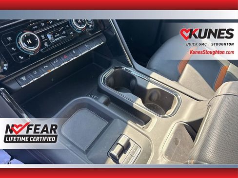 Used 2025 GMC Sierra 2500 AT4 AWD/4WD image 31