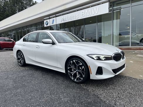 Certified 2025 BMW 330i Sedan image 2