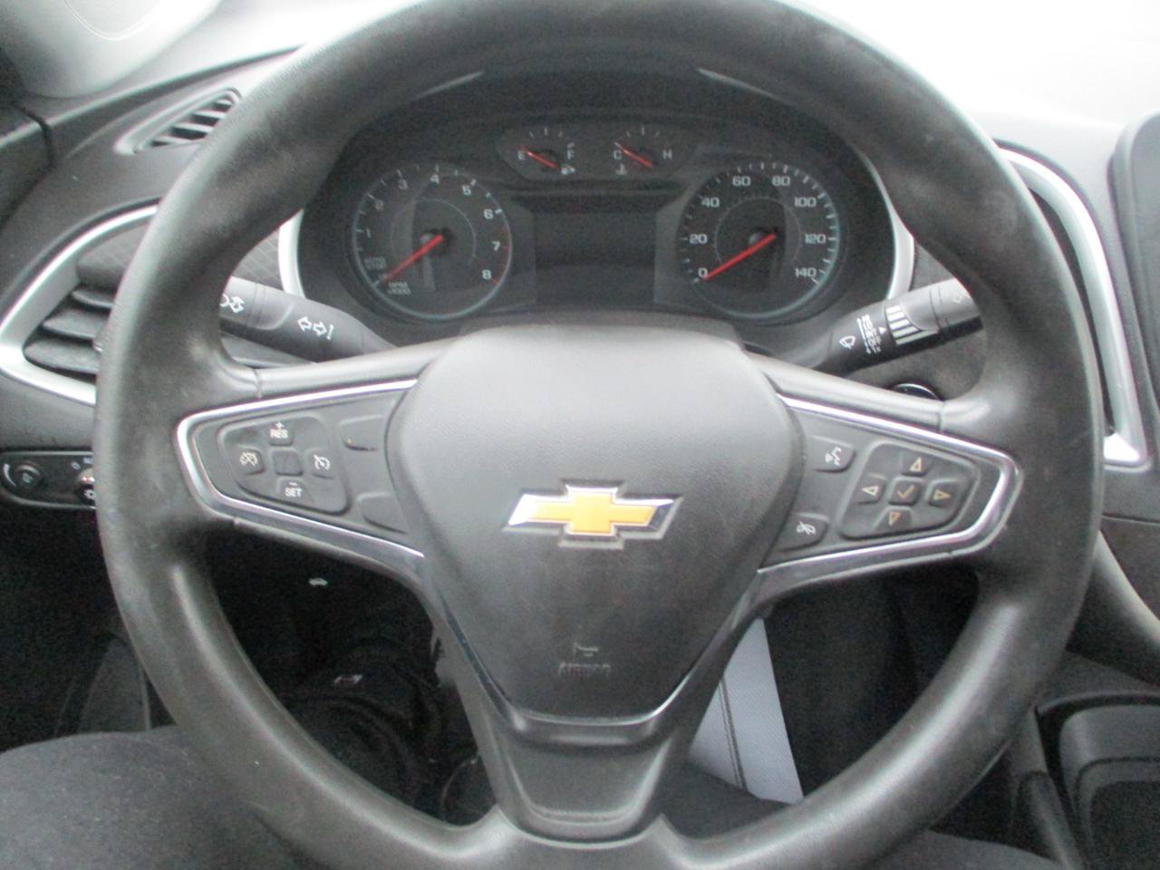 Used 2017 Chevrolet Malibu LS FWD image 12