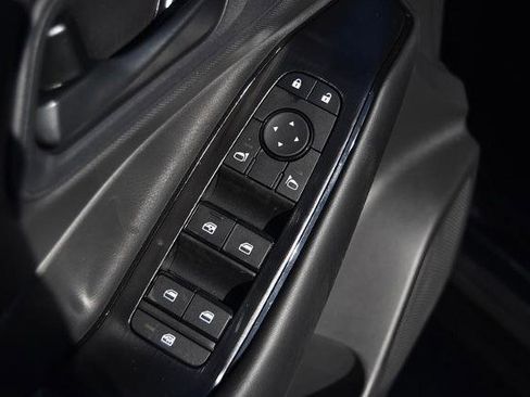 New 2026 Nissan Rogue S image 9