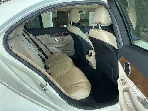 Used 2018 Mercedes-Benz C 300 4MATIC Sedan image 26