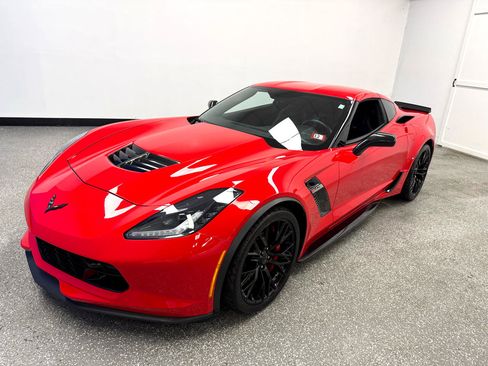 Used 2019 Chevrolet Corvette Z06 image 32