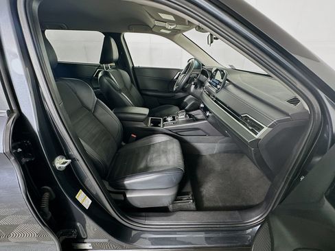 Used 2024 Mitsubishi Outlander SE FWD image 30