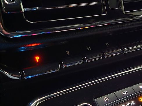 Used 2019 Lincoln Navigator Reserve image 34