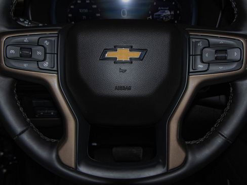 Used 2023 Chevrolet Tahoe High Country image 11