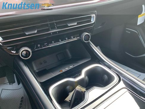 New 2026 Chevrolet Traverse Z71 w/ Enhanced Driving Package image 24