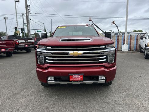 Used 2020 Chevrolet Silverado 2500 High Country w/ Z71 Off-Road Package image 8