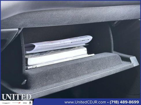 Used 2023 Dodge Durango SXT Launch Edition image 29