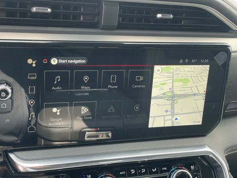 New 2026 GMC Sierra 1500 Denali w/ Technology Package AWD/4WD image 13