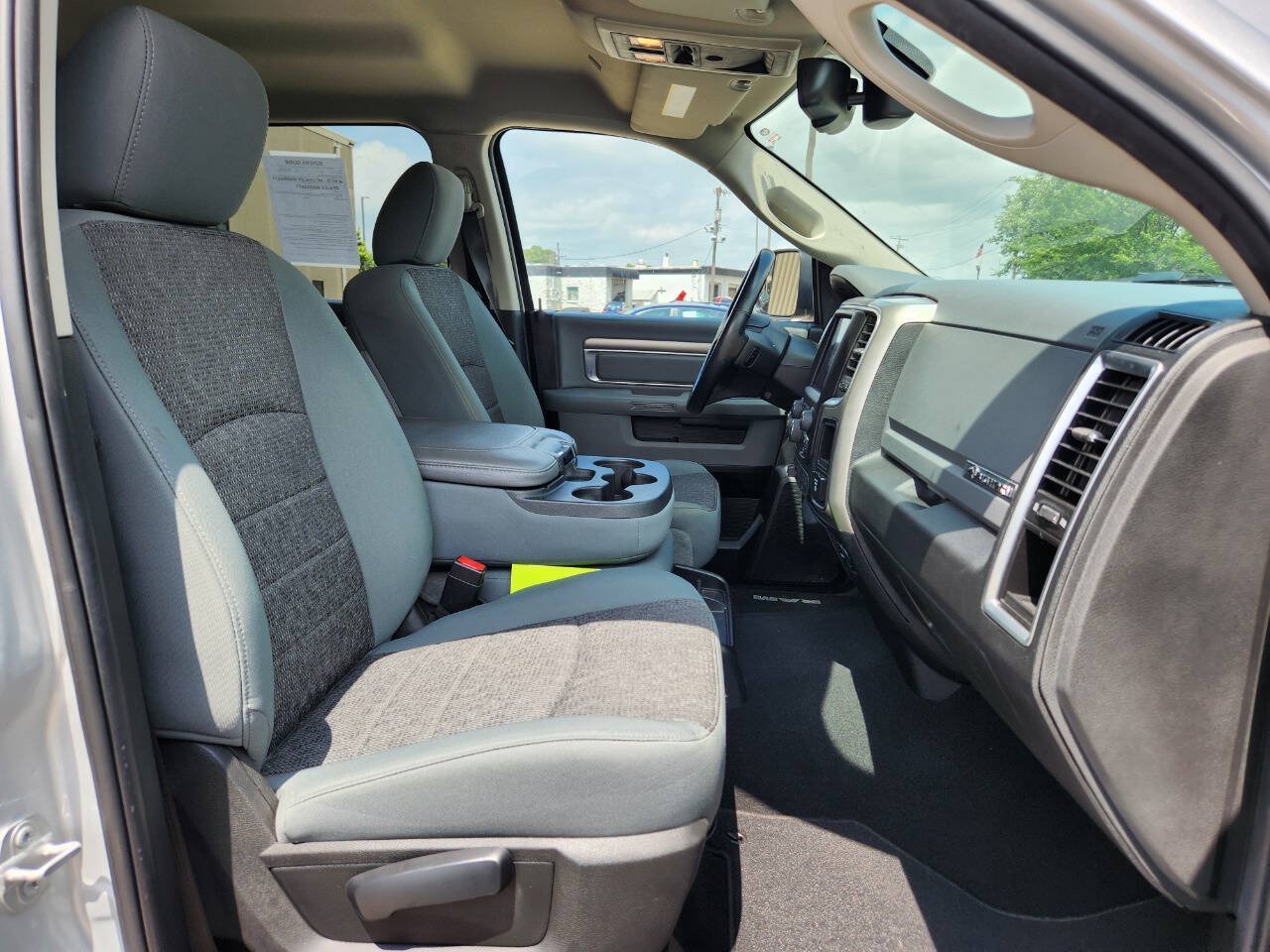 Used 2018 RAM 1500 Big Horn AWD/4WD image 15