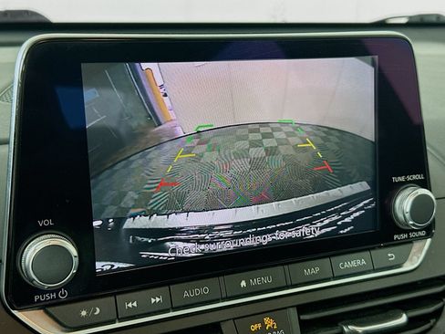 Used 2022 Nissan Altima 2.5 SL FWD image 14