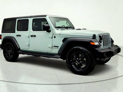 Used 2023 Jeep Wrangler Unlimited Sport AWD/4WD image 3