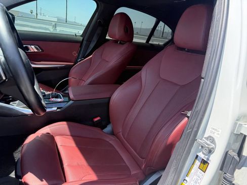 Used 2022 BMW 330i Sedan w/ Convenience Package RWD image 5