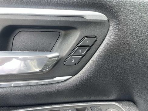 Used 2022 RAM 1500 Laramie w/ Laramie Southwest Edition AWD/4WD image 42