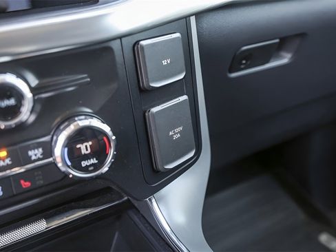 Used 2021 Ford F150 Lariat w/ Equipment Group 502A High image 24