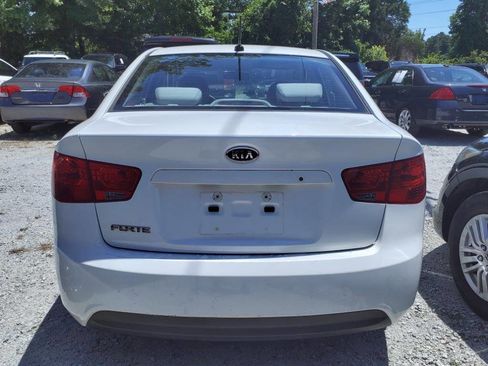 Used 2012 Kia Forte LX image 2