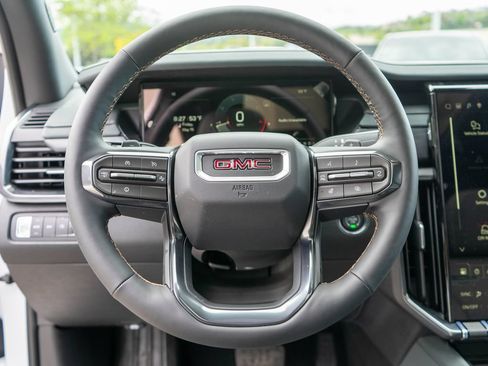New 2026 GMC Acadia AT4 AWD/4WD image 17