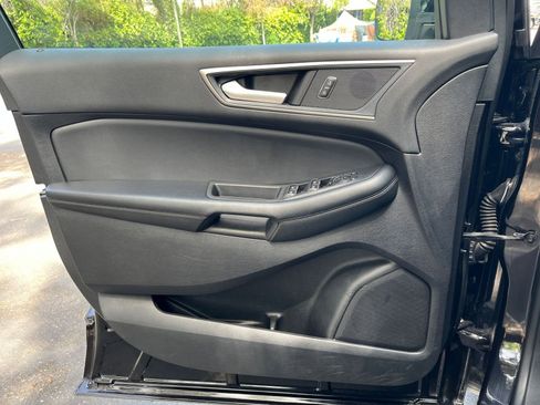 Used 2024 Ford Edge SEL image 20